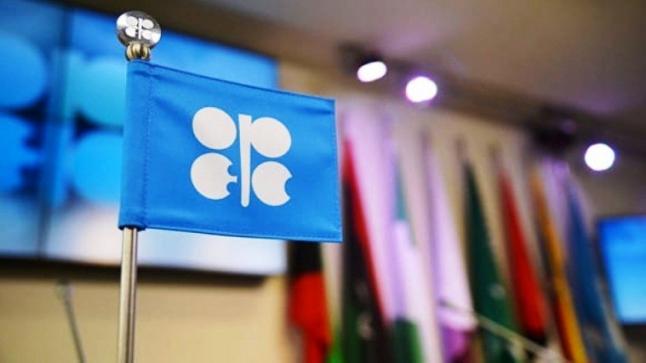 L’OPEP+ maintient sa stratégie pour soutenir les prix du pétrole